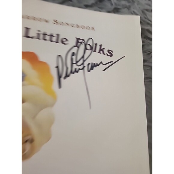 Autographed - The Peter Yarrow Songbook: Songs for Little Folks Signed by Author - Picture 2 of 9